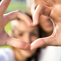 Los guantes del amor